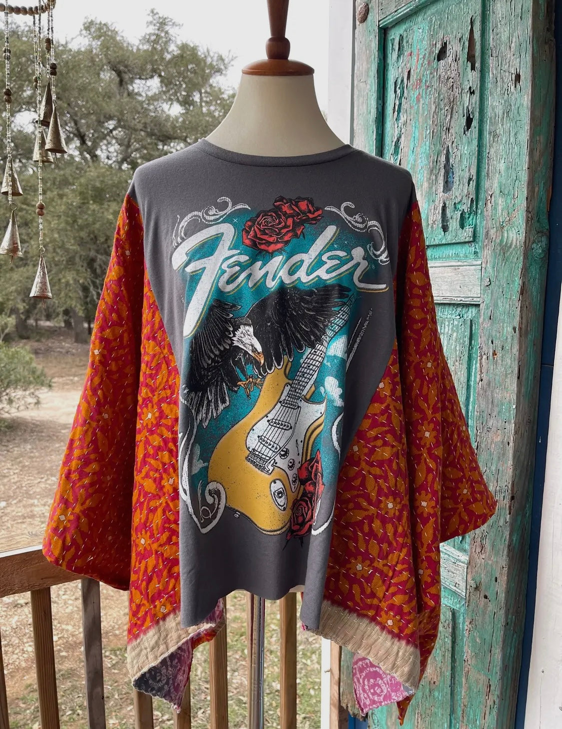 Fender Bell Sleeve Band Tee