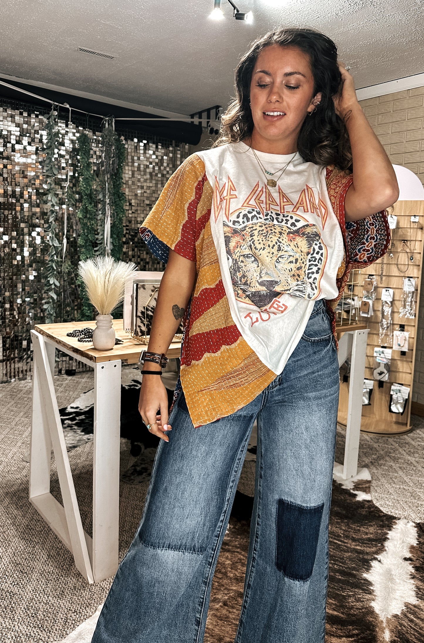 Vintage Def Leopard Bell Tee