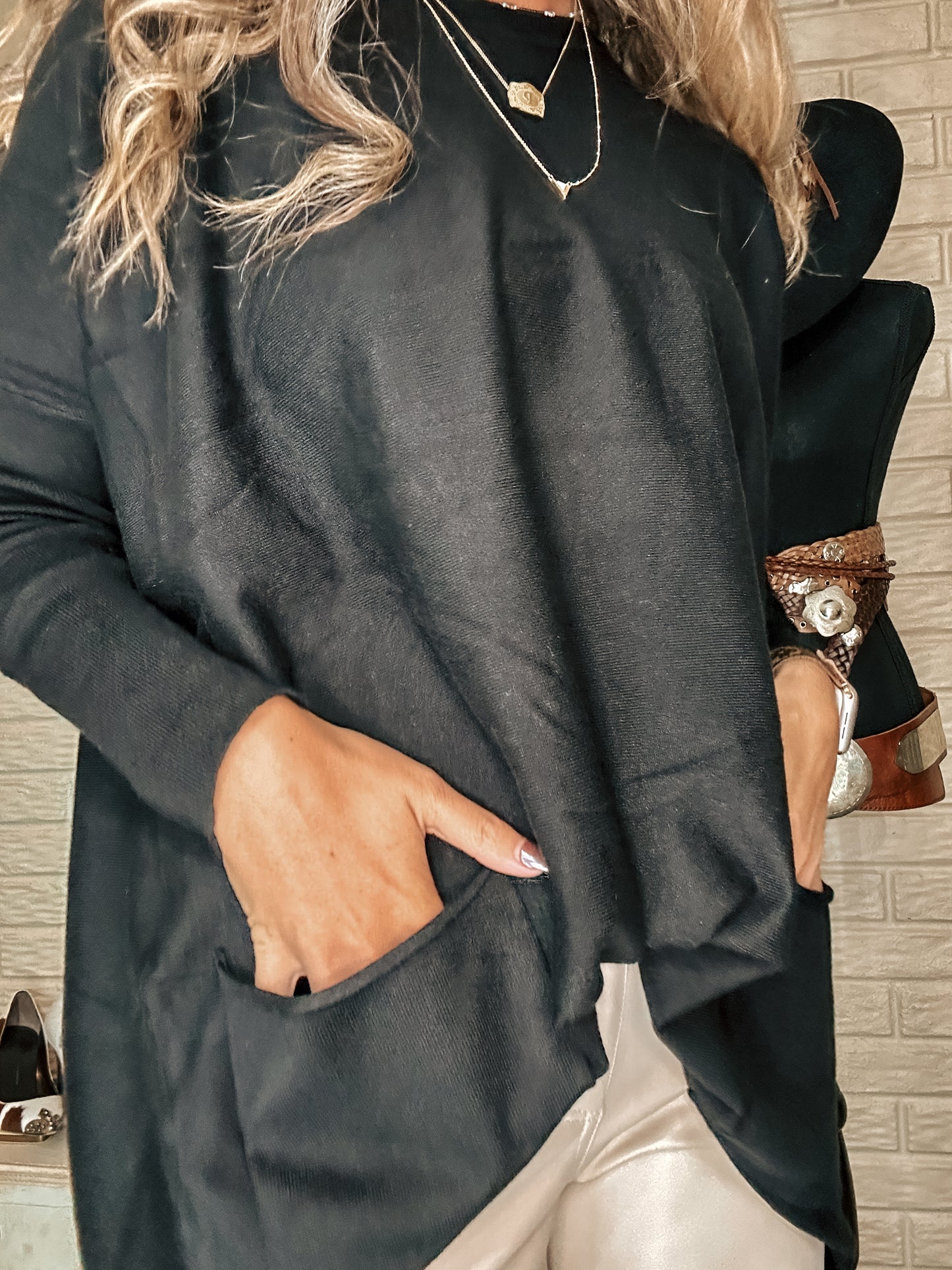 Oversized Soft Sweater (Black)