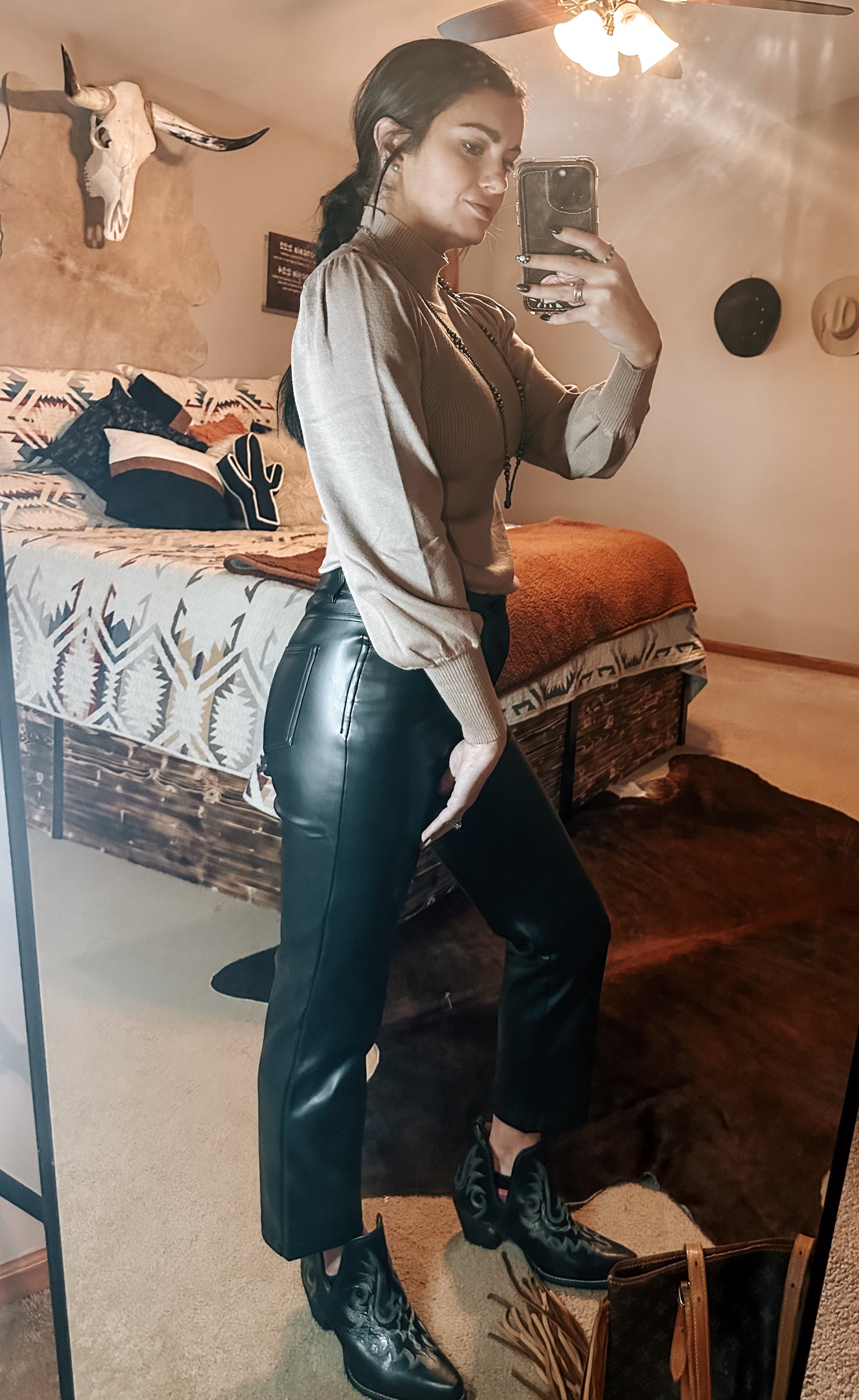Biker Cowgirl Leather Pants (Black)