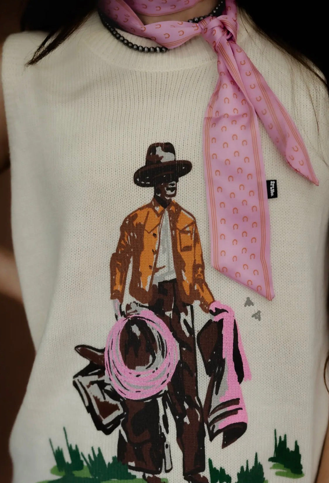 Pink Horse Shoe Twilly