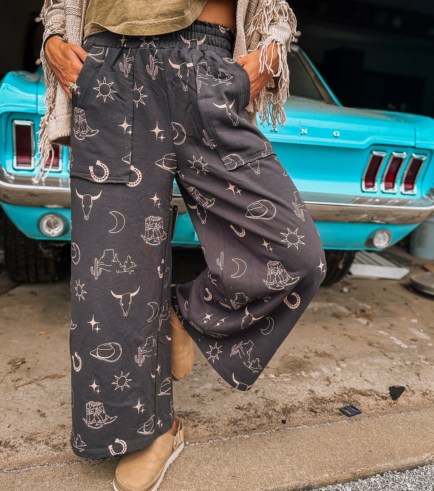 Western Flares Pants (Charcoal)
