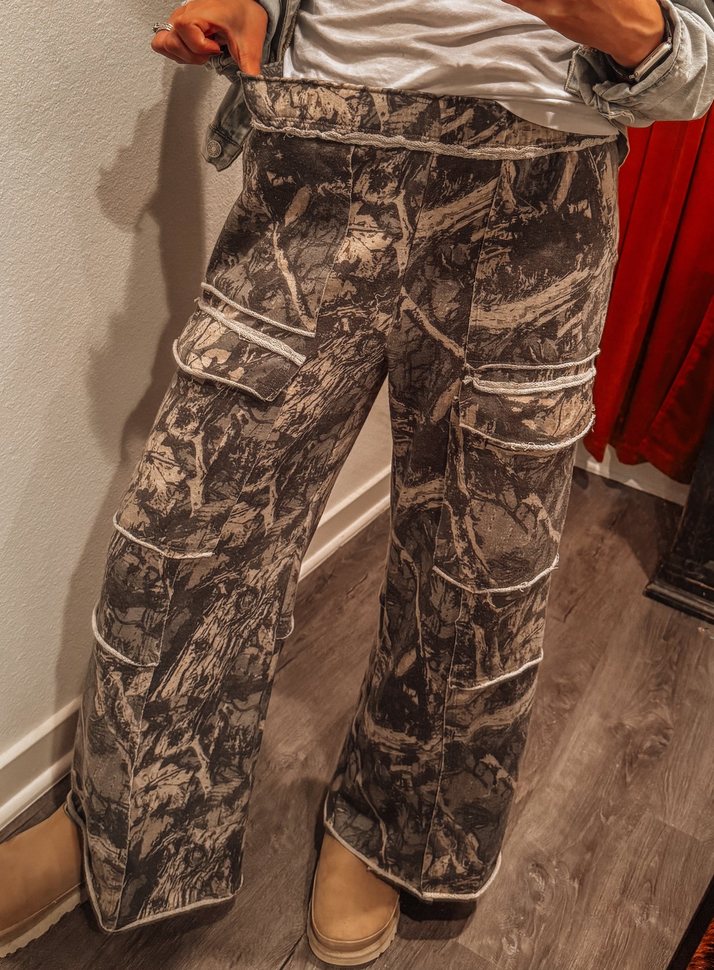 Tree Camo Flare Cargo Pants