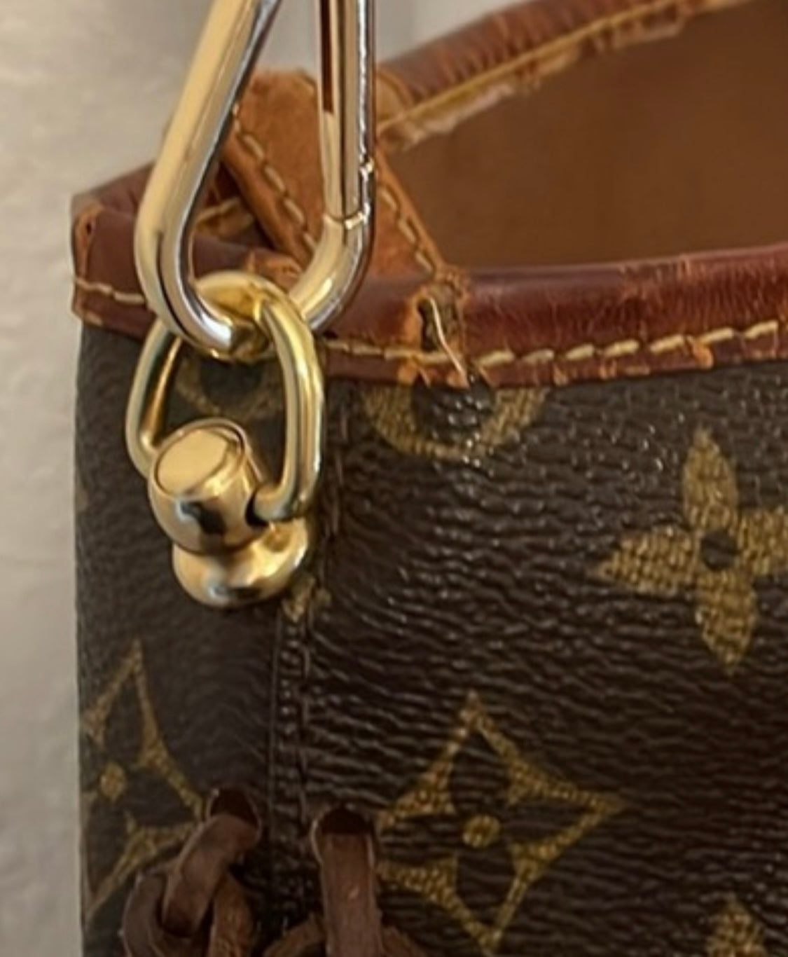 Western Boujee Louis Bucket Bag