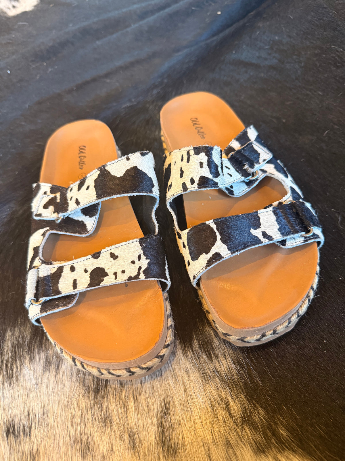 Cowhide Slide Sandals — Size 9 (used for product photos)