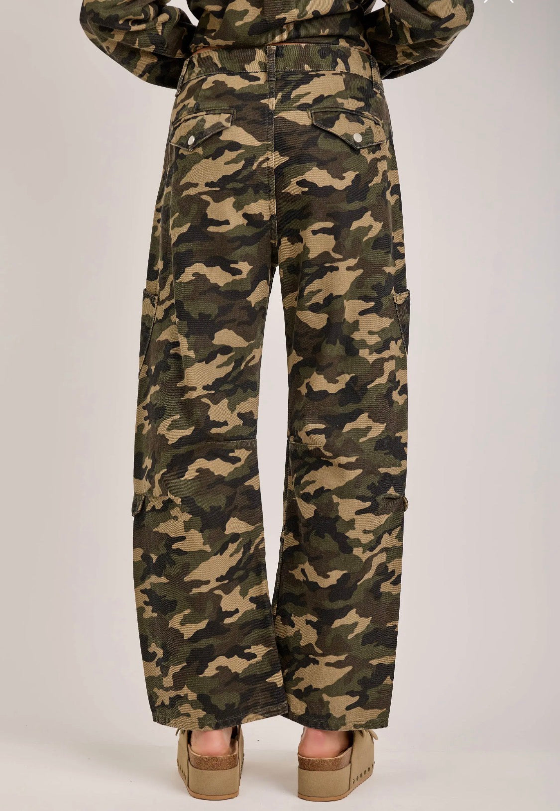 Cargo Camo Barrel Pants