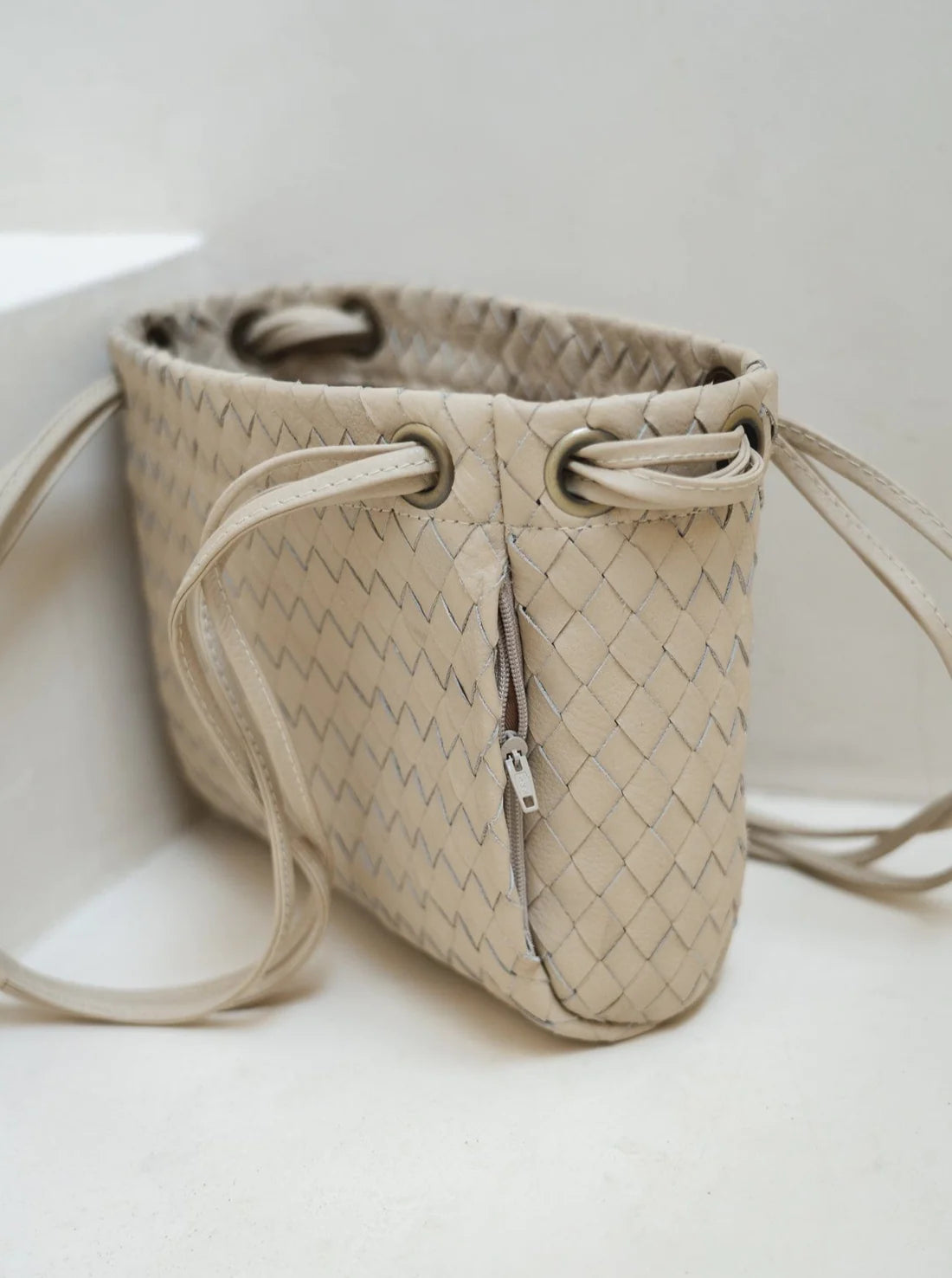 Lou Woven Bone Purse