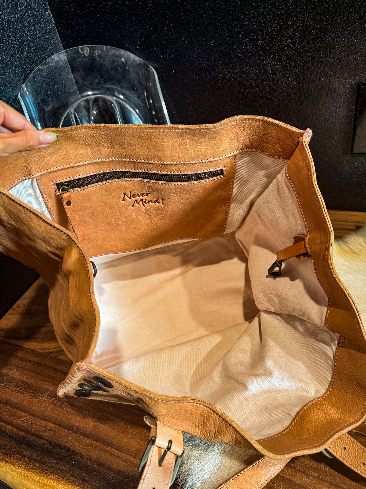 Nude Hippie Leather Tote