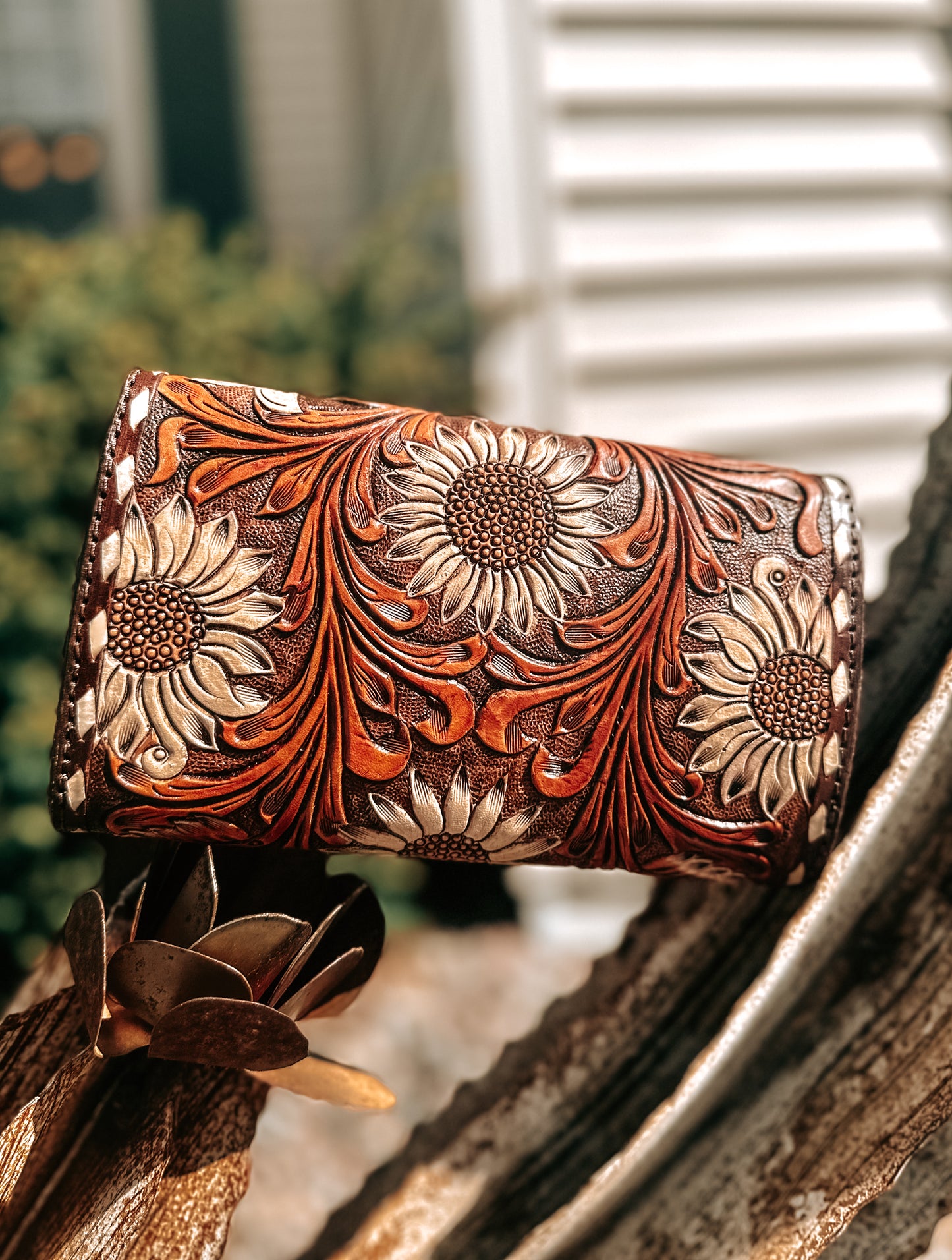Daisy Tooled Leather Wallet