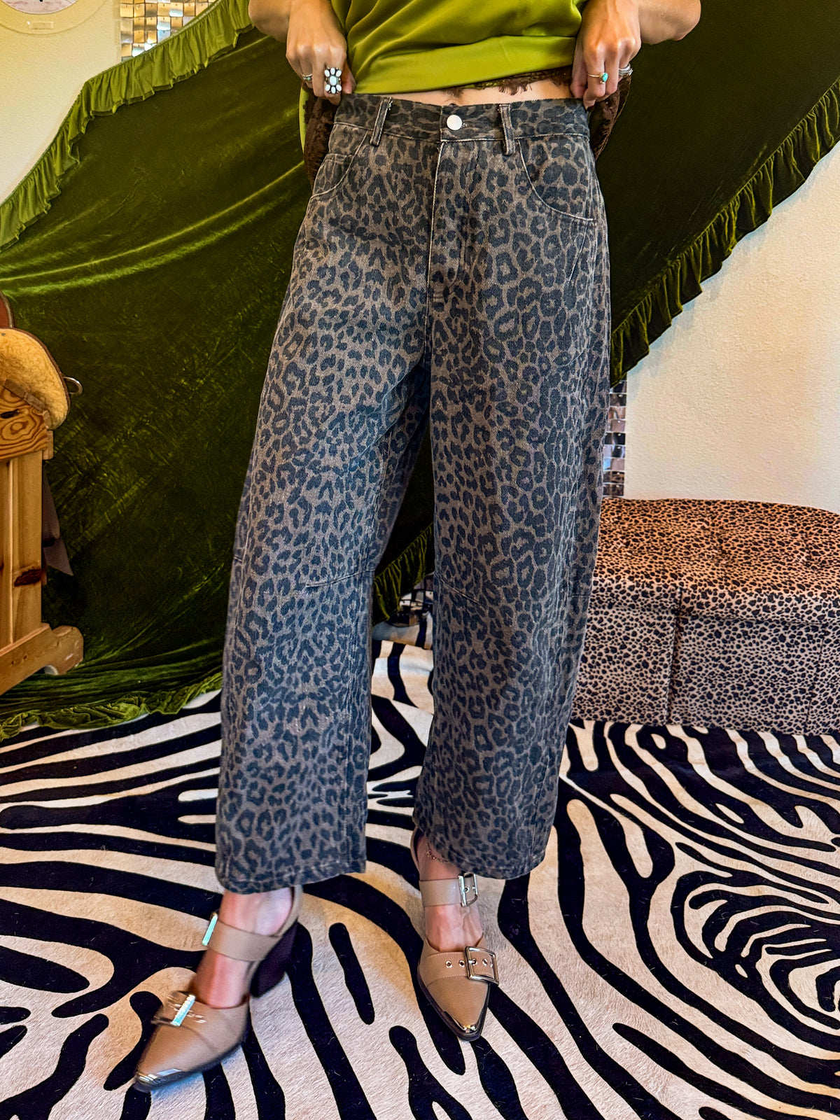 Leopard Barrel Jeans