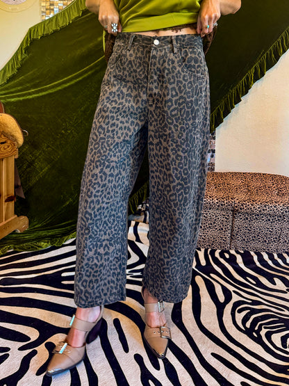 Leopard Barrel Jeans