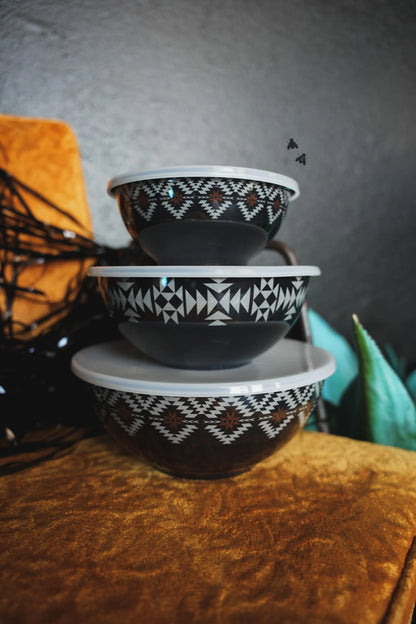 Western Tupperware ￼