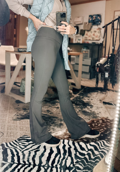 Mocha Fleece lined Flare leggings ￼