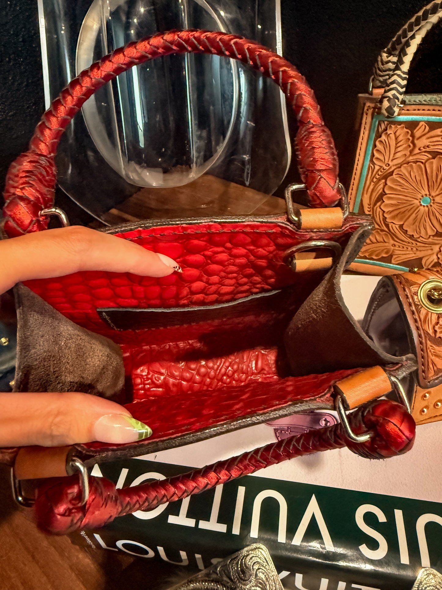 Ace Card Tooled Leather Hand Bag￼