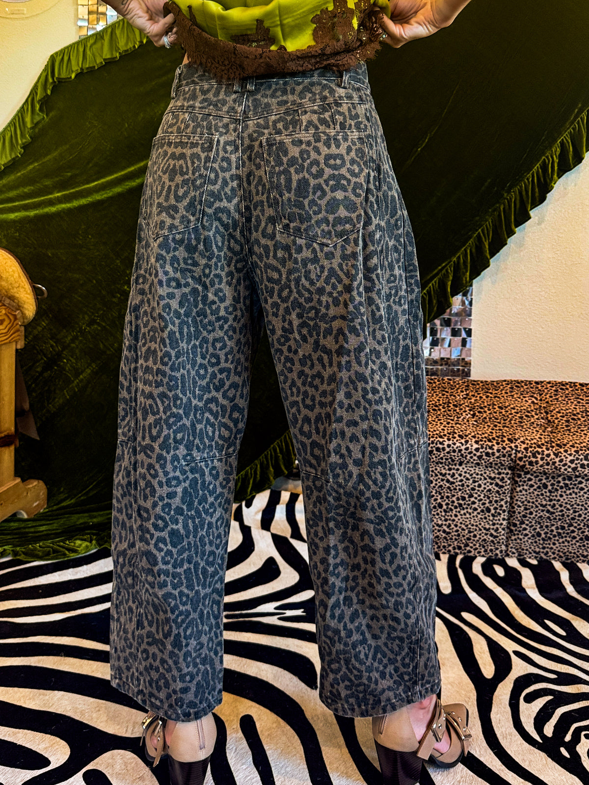 Leopard Barrel Jeans