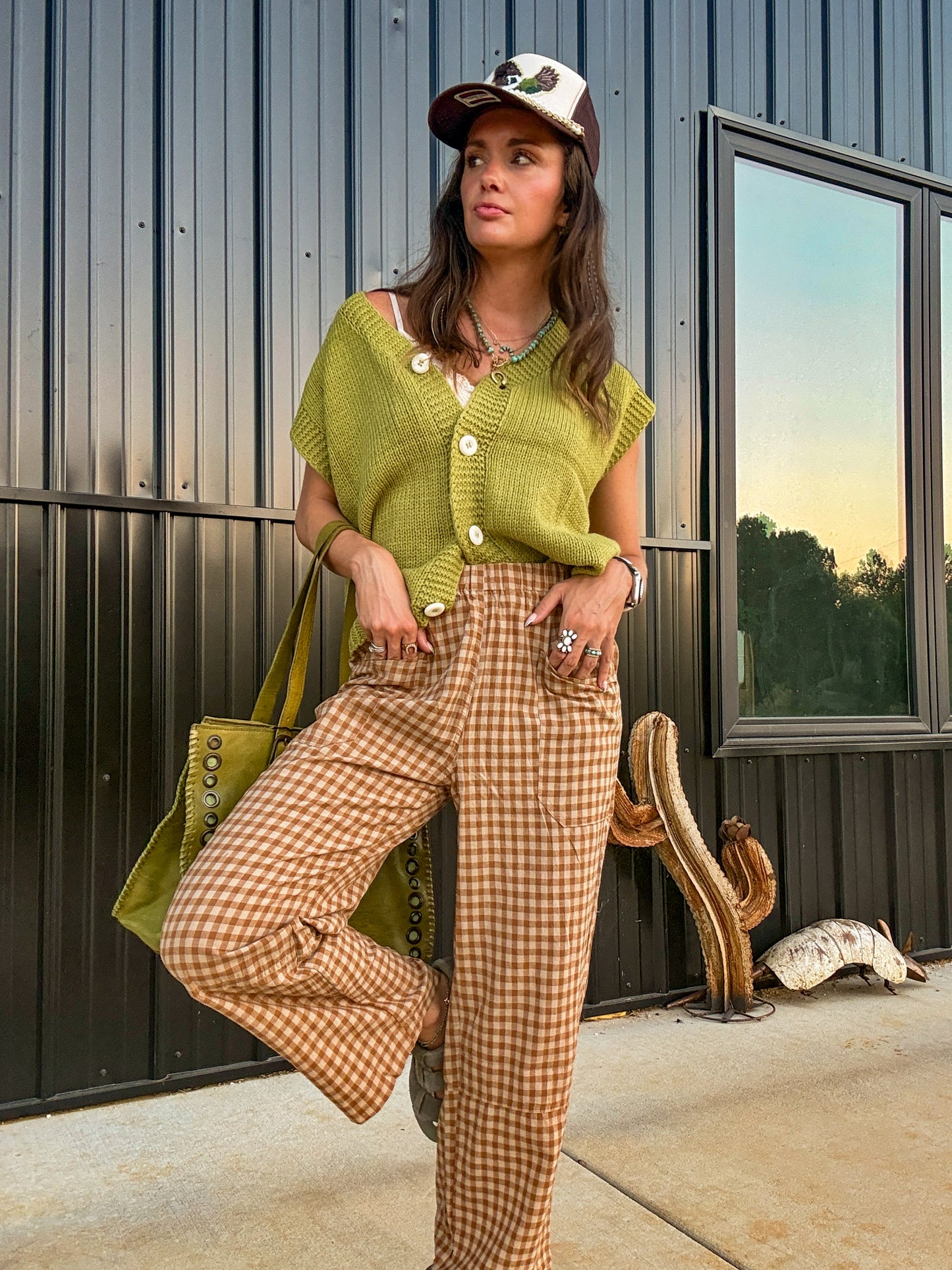 Brown Gingham Elastic Barrel Pants