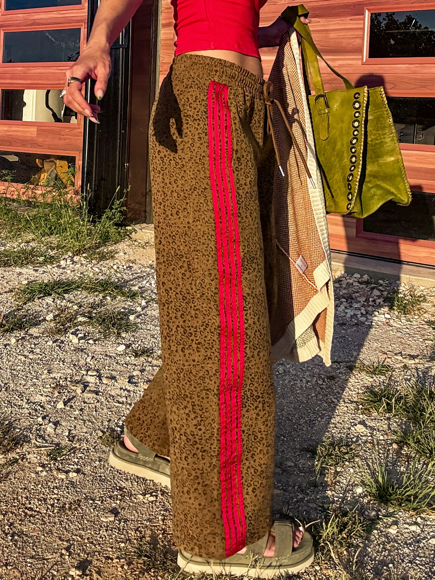 Leopard Red Striped Wed Leg Pants