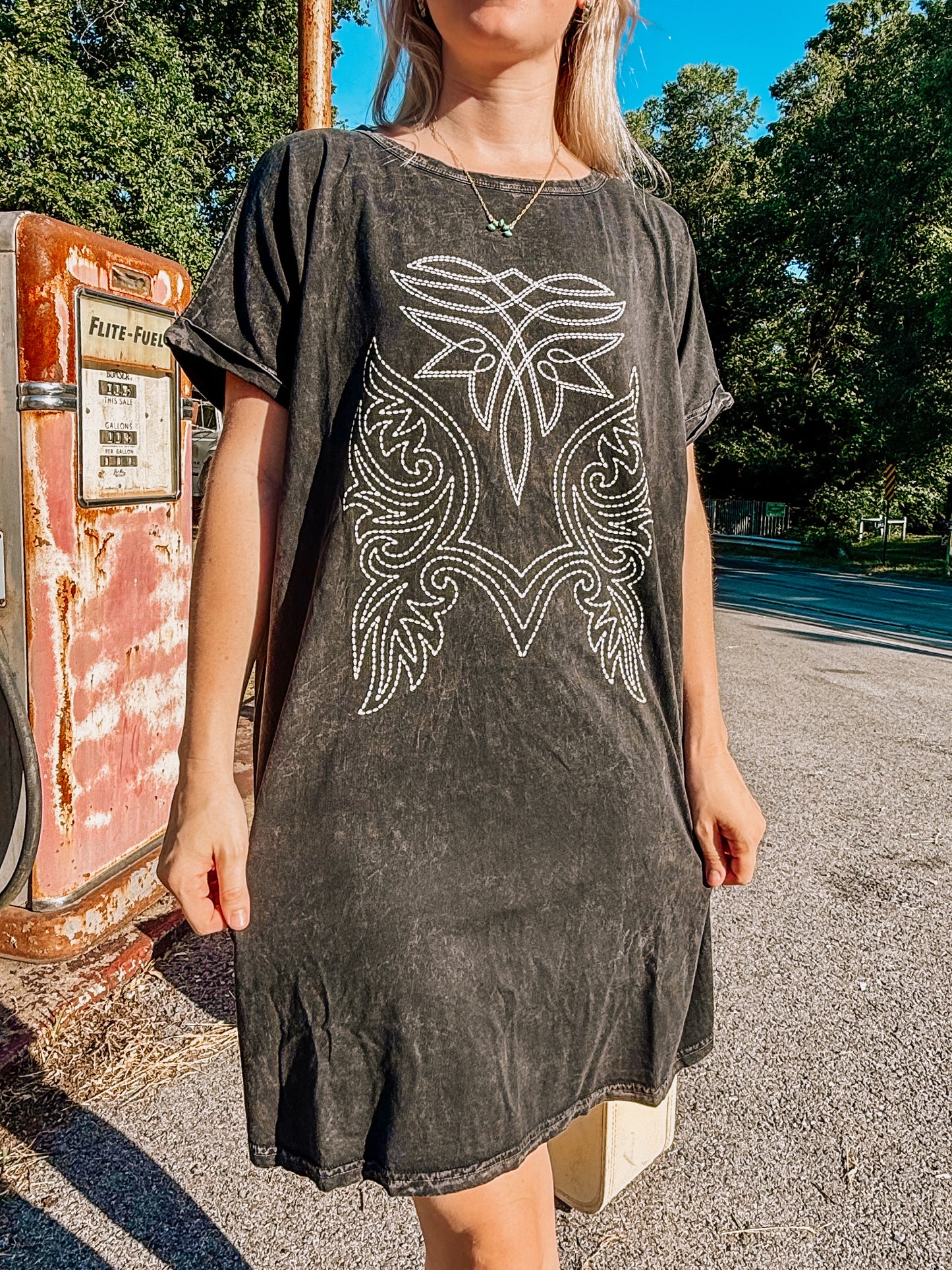 Boot Stitch T-Shirt Dress (Black)