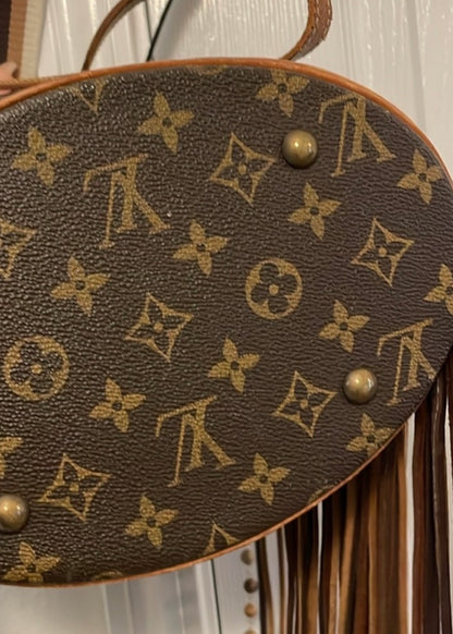 Western Boujee Louis Bucket Bag