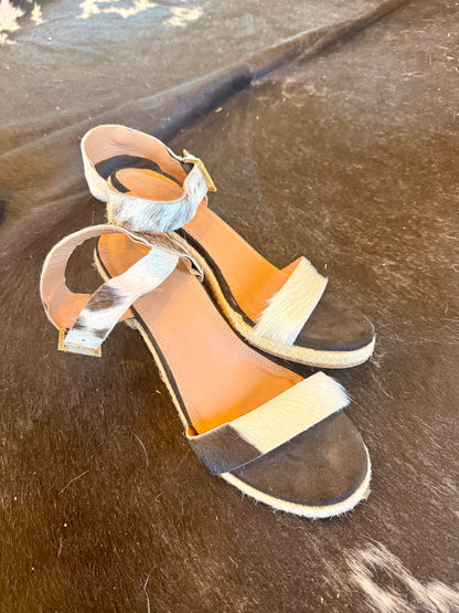 Myra Cowhide Wedge Sandals — Size 9 (Product photo shoes)