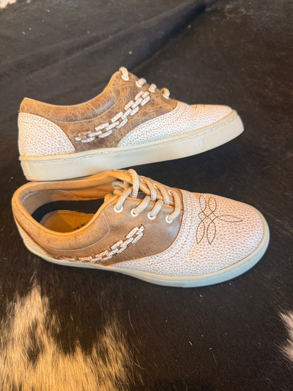 Agave Sky Tennis Shoes size 8 (used for product photos)