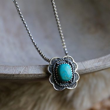 Asia Authentic
Turquoise Necklace