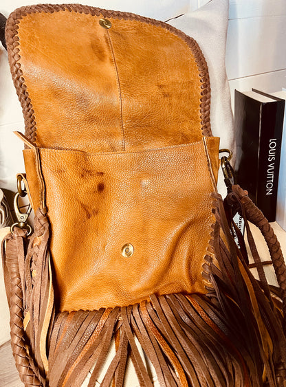 Fergi Crossbody